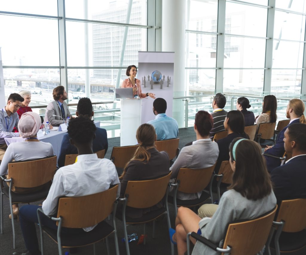 Como promover o desenvolvimento pessoal e profissional na empresa. A Benê é o melhor cartão multibenefício corporativo, com bandeira Visa e aceitação ampla na vida real.