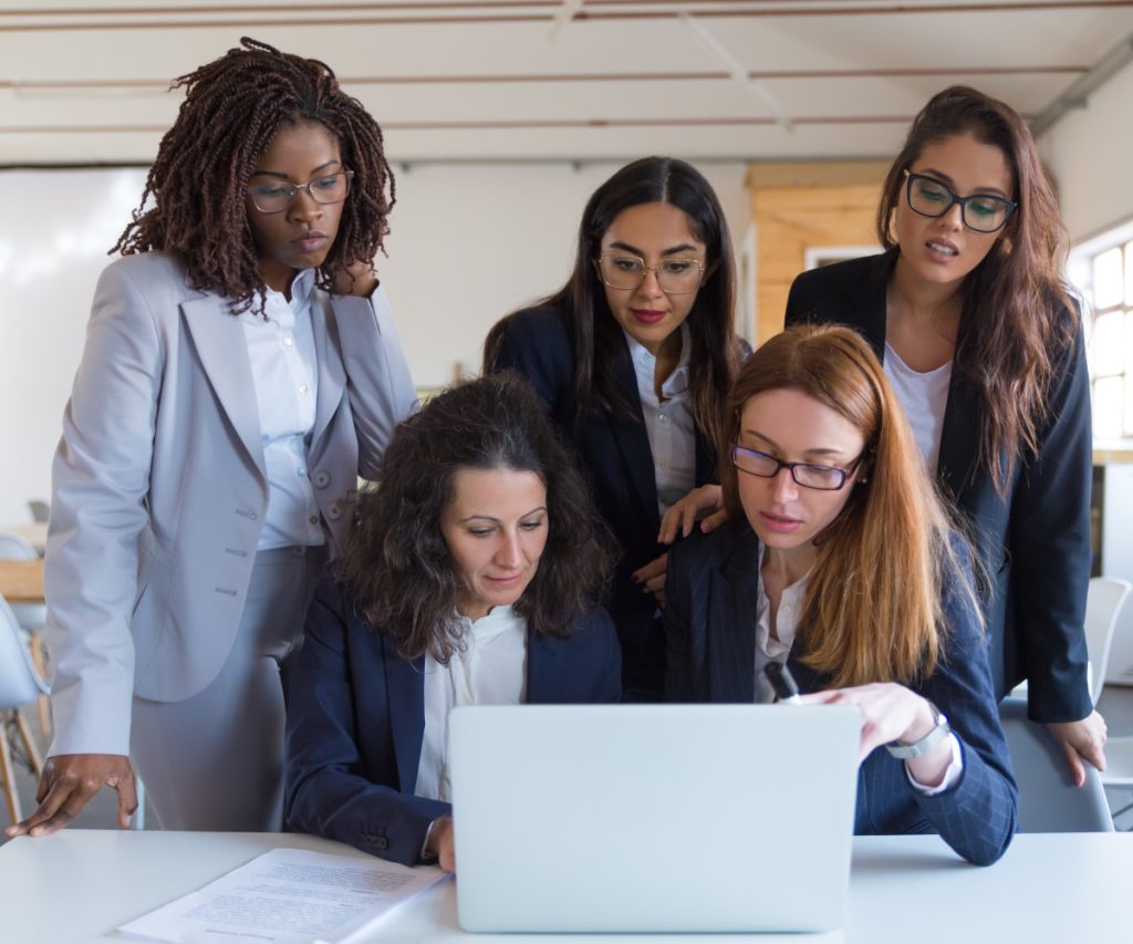 Como apoiar o protagonismo feminino no mercado de trabalho: a importância da diversidade de gênero. A Benê é o melhor cartão multibenefício corporativo, com bandeira Visa e aceitação ampla na vida real.