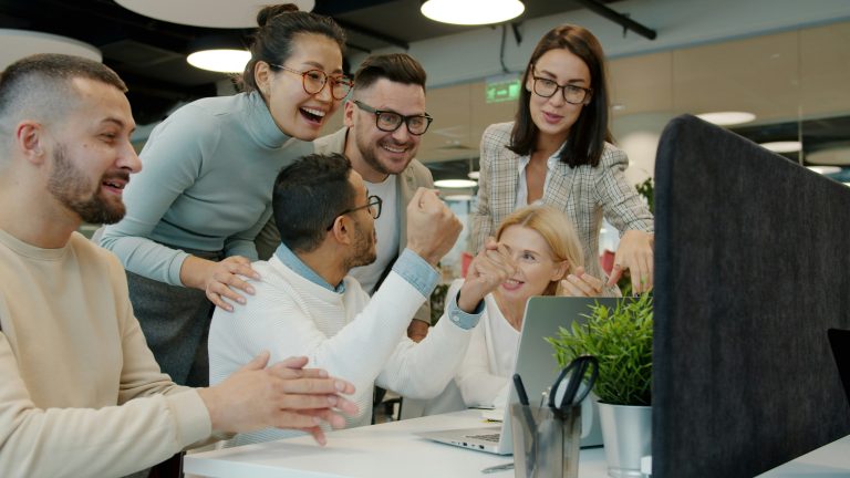Retenção de talentos o que é, importância e como aplicar na empresa. A Benê é o melhor cartão multibenefício corporativo, com bandeira Visa e aceitação ampla na vida real.