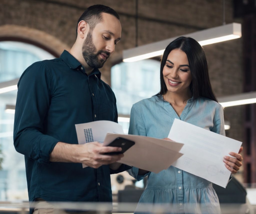 Benê - Cartão Flexível de Benefícios Corporativos Plano de saúde empresarial para MEI: como funciona e quem pode aderir. A Benê é o melhor cartão multibenefício corporativo, com bandeira Visa e aceitação ampla na vida real.