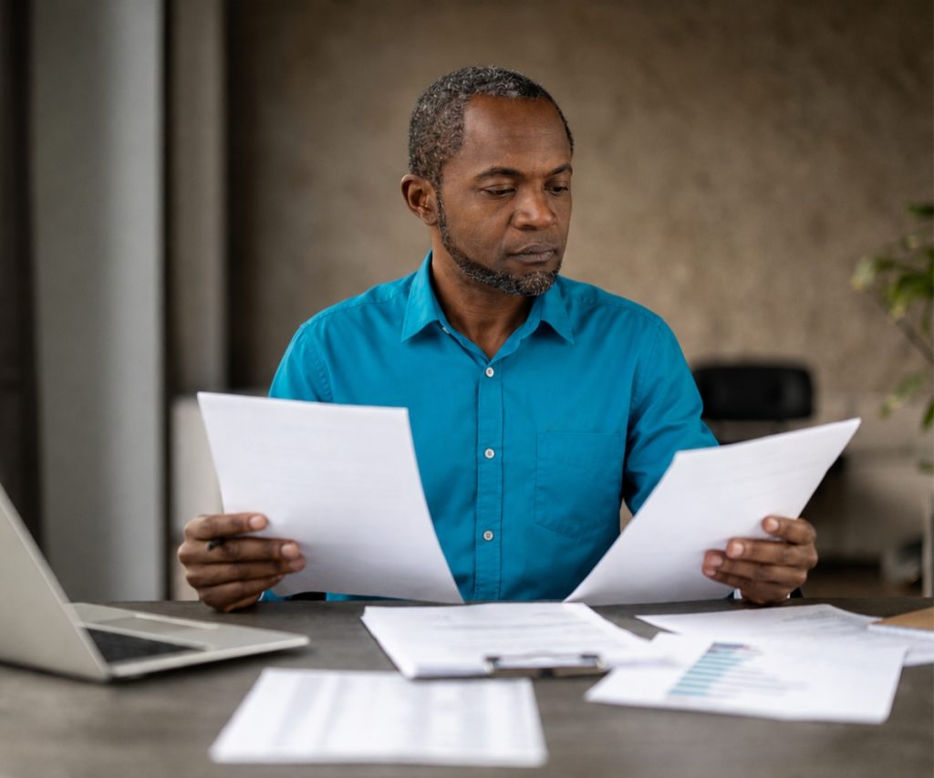 Seguro de vida empresarial: proteção para equipe, sócios e operação. A Benê Seguros facilita a contratação de planos de saúde, odontológico e de vida para empresas, com custo acessível e soluções a partir de 3 vidas. Seguro saúde nas melhores operadoras do Brasil. Consultoria de benefícios corporativos completa para sua empresa.