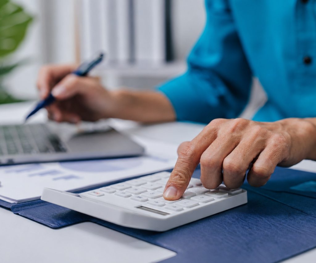 Preço plano de saude empresarial: quanto custa e o que realmente muda o valor. A Benê Seguros facilita a contratação de planos de saúde, odontológico e de vida para empresas, com custo acessível e soluções a partir de 3 vidas. Seguro saúde nas melhores operadoras do Brasil. Consultoria de benefícios corporativos completa para sua empresa.