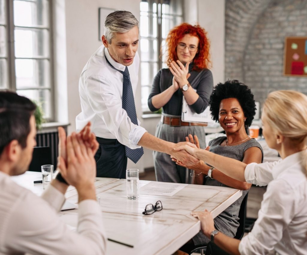 Integração de equipe: como fortalecer a colaboração e melhorar os resultados do time. A Benê Seguros facilita a contratação de planos de saúde, odontológico e de vida para empresas, com custo acessível e soluções a partir de 3 vidas. Seguro saúde nas melhores operadoras do Brasil. Consultoria de benefícios corporativos completa para sua empresa.