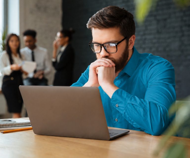 Pool de Risco no plano de saúde: o que é e como ele afeta o reajuste da sua empresa. A Benê Seguros facilita a contratação de planos de saúde, odontológico e de vida para empresas, com custo acessível e soluções a partir de 3 vidas. Seguro saúde nas melhores operadoras do Brasil. Consultoria de benefícios corporativos completa para sua empresa.
