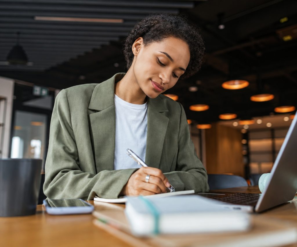 Aprendizagem contínua: como incentivar o desenvolvimento dos colaboradores. A Benê é o melhor cartão multibenefício corporativo, com bandeira Visa e aceitação ampla na vida real.