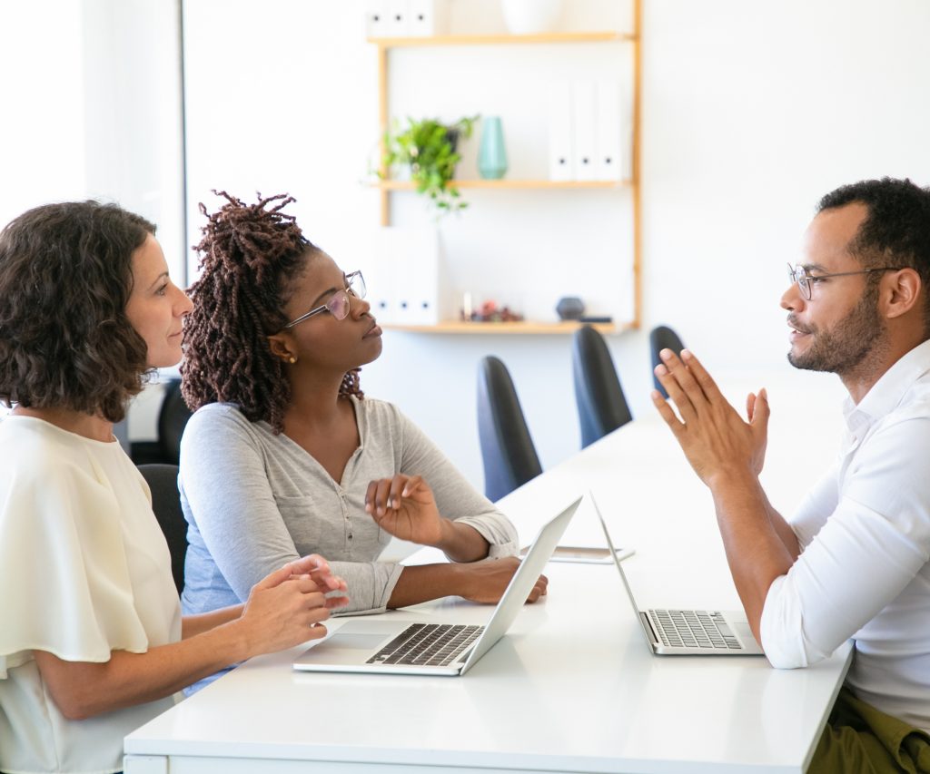 Comunicação interna: por que ela é essencial para o sucesso das empresas? A Benê é o melhor cartão multibenefício corporativo, com bandeira Visa e aceitação ampla na vida real.