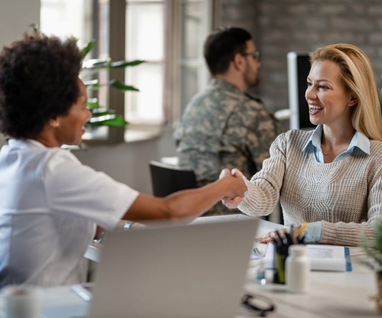 Onboarding de benefícios: como estruturar uma integração eficiente para seus colaboradores. A Benê Seguros facilita a contratação de planos de saúde, odontológico e de vida para empresas, com custo acessível e soluções a partir de 3 vidas. Seguro saúde nas melhores operadoras do Brasil. Consultoria de benefícios corporativos completa para sua empresa.