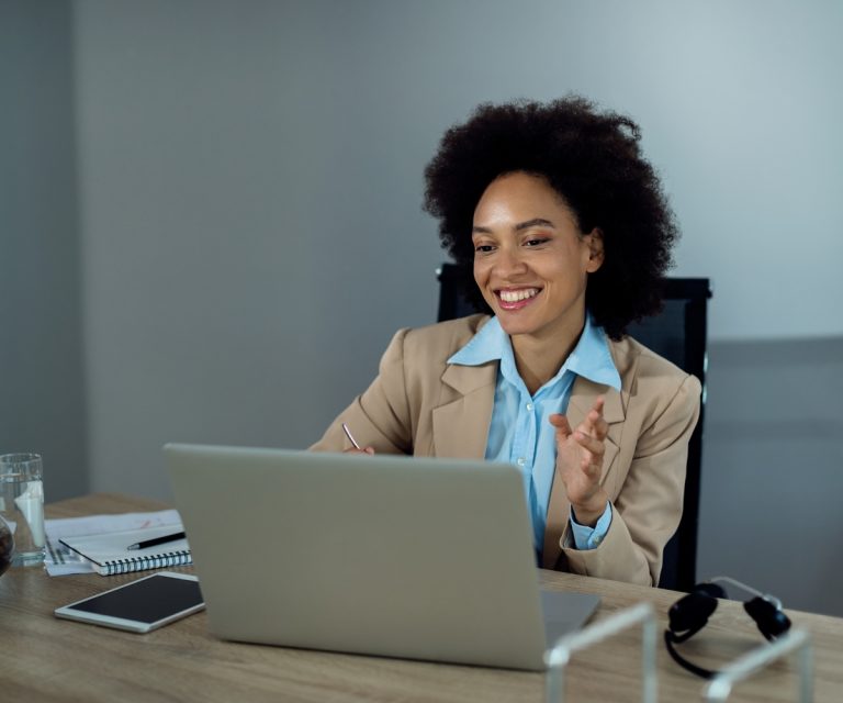 Qualidade de vida no trabalho: por que ela influencia a retenção de talentos. A Benê Seguros facilita a contratação de planos de saúde, odontológico e de vida para empresas, com custo acessível e soluções a partir de 3 vidas. Seguro saúde nas melhores operadoras do Brasil. Consultoria de benefícios corporativos completa para sua empresa.