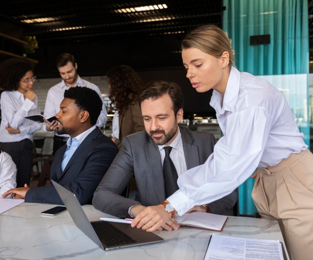 Liderança autocrática: como aplicar esse estilo com equilíbrio. A Benê é o melhor cartão multibenefício corporativo, com bandeira Visa e aceitação ampla na vida real.