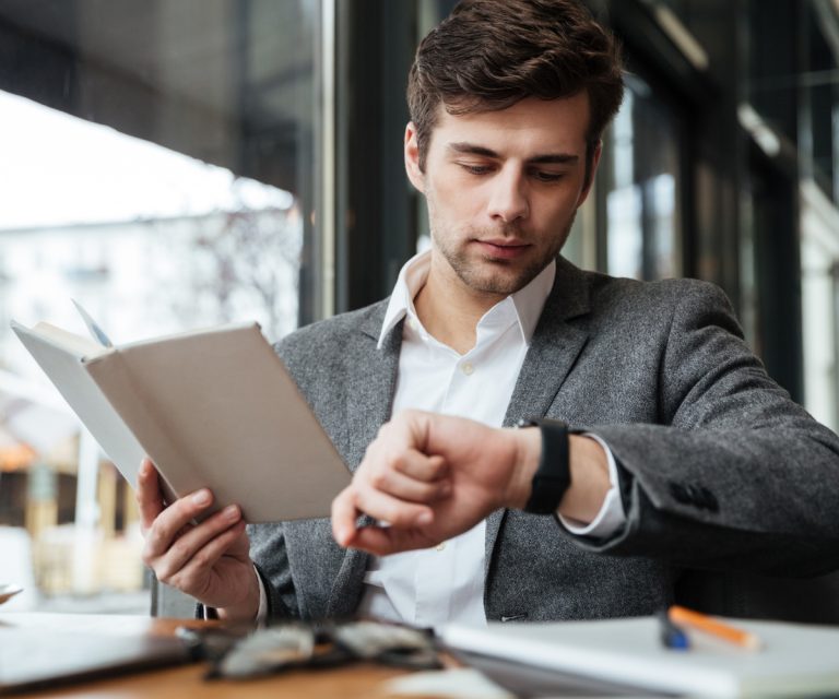 Gestão de tempo: como organizar melhor a rotina e aumentar a produtividade. A Benê é o melhor cartão multibenefício corporativo, com bandeira Visa e aceitação ampla na vida real.
