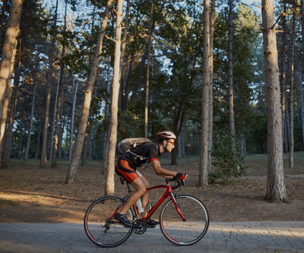 Bike Gravel: conheça uma nova forma de explorar seus passeios. Contrate já um seguro bike da Benê e pedale com mais tranquilidade, contando com atendimento especializado e contratação rápida pelo WhatsApp.