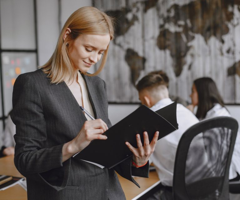 Gestão de performance: como alinhar desempenho e estratégia. A Benê é o melhor cartão multibenefício corporativo, com bandeira Visa e aceitação ampla na vida real.
