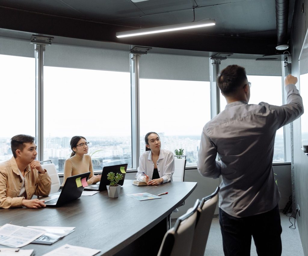 Liderança transformacional: como fortalecer o engajamento. A Benê é o melhor cartão multibenefício corporativo, com bandeira Visa e aceitação ampla na vida real.